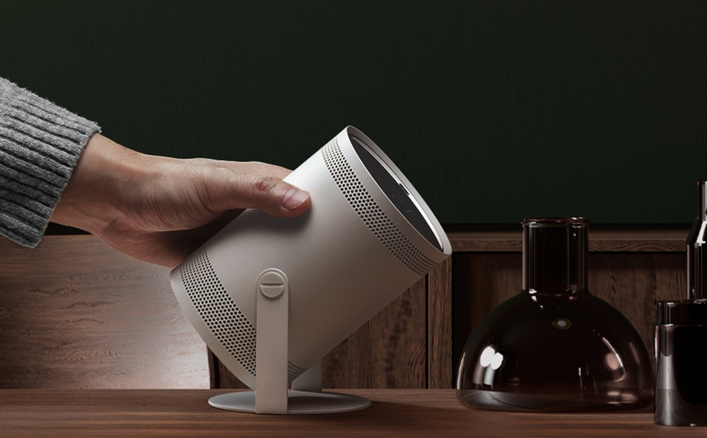 Előrendelhető a Samsung The Freestyle sokoldalú, hordozható projektora